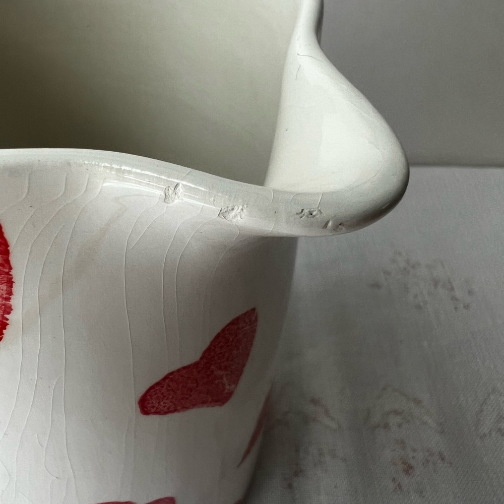Heart Patterned Ceramic Pitcher - Picture 6 of 10